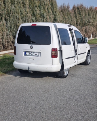 Volkswagen Caddy cena 42900 przebieg: 186000, rok produkcji 2015 z Żmigród małe 154